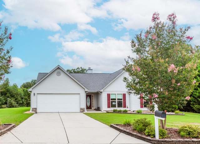 Property at 1411 Silvergate Way, Winder, GA 30680, 4 beds, 2 baths