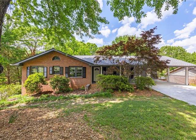 Property at 6857 Womack Ct, Atlanta, GA 30360, 3 beds, 2 baths