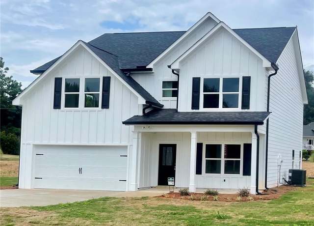 Property at 25 Harriet Dr, Lavonia, GA 30553, 5 beds, 3 baths