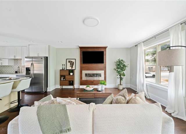 Property at 1276 Dahlgren Ln SE, Atlanta, GA 30316, 3 beds, 3.5 baths