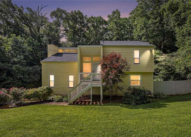 Property at 1202 Laurel Cliff Dr SE, Smyrna, GA 30082, 4 beds, 4 baths