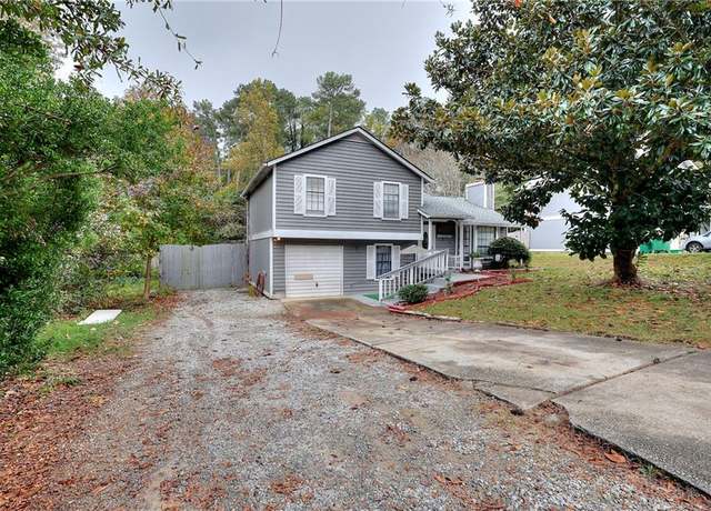 Property at 2573 Mistletoe Ln, Snellville, GA 30039, 3 beds, 2 baths