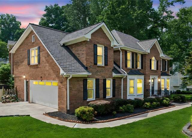 Property at 742 Maggie Ct NW, Kennesaw, GA 30144, 6 beds, 4.5 baths