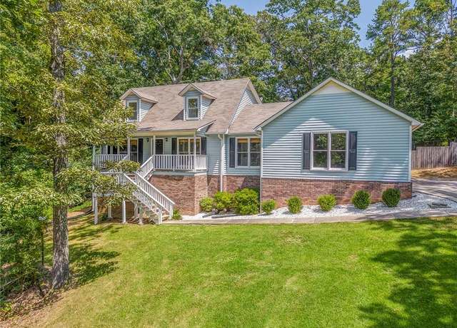 Property at 22 Timberwood Dr SE, Silver Creek, GA 30173, 3 beds, 2.5 baths