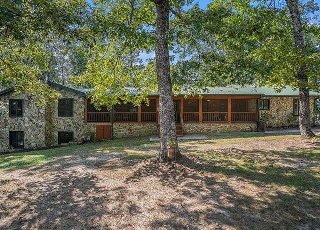Property at 370 Davis Rd, Blue Ridge, GA 30513, 6 beds, 3.5 baths