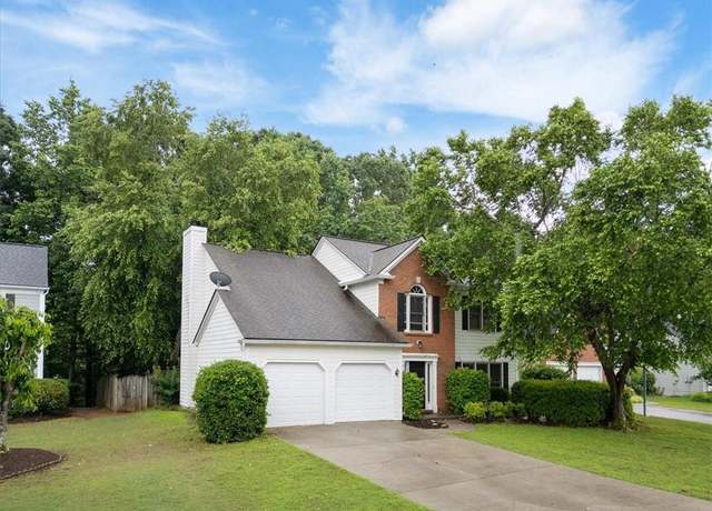 Property at 10795 Glenbarr Dr, Johns Creek, GA 30097, 4 beds, 2.5 baths