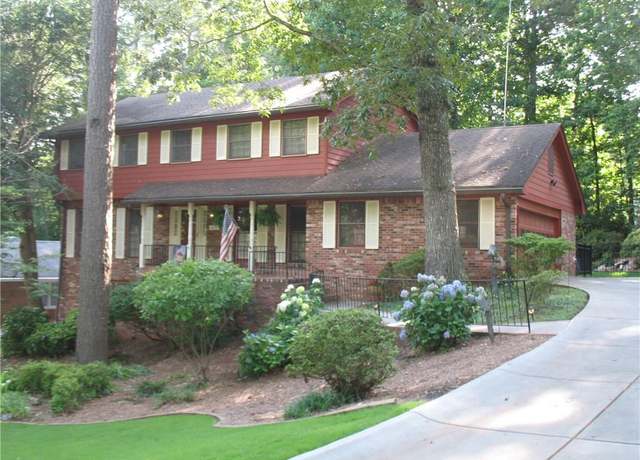 Property at 4098 Nancy Creek Way NE, Brookhaven, GA 30319, 4 beds, 3.5 baths