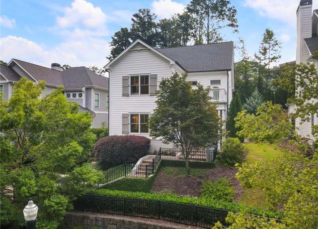 Property at 3505 Keswick Dr, Chamblee, GA 30341, 4 beds, 4.5 baths