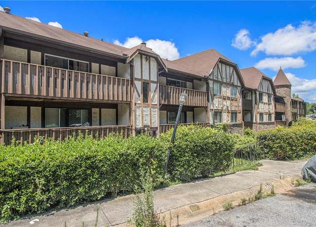 Property at 112 Camelot Dr, Atlanta, GA 30349, 3 beds, 2 baths