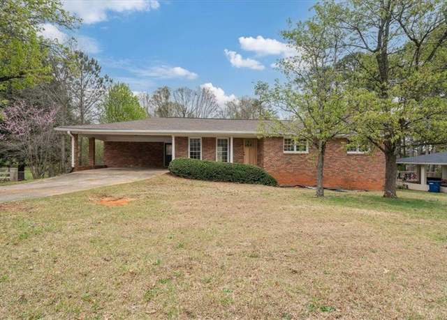 Property at 3355 Lauada Dr, Douglasville, GA 30135, 3 beds, 2 baths