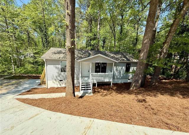 Property at 140 Rosewood Dr, Dallas, GA 30132, 3 beds, 2 baths