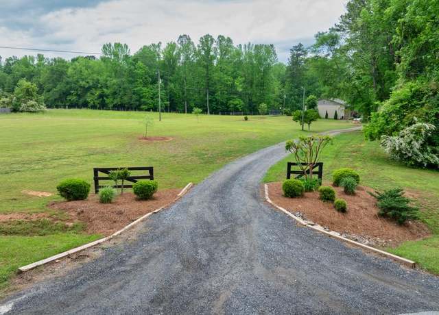 Property at 659 Creek Nation Rd, Jefferson, GA 30549, 4 beds, 2.5 baths