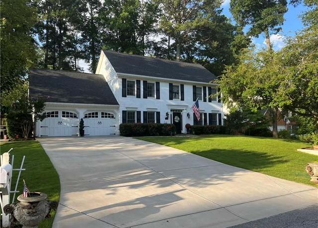 Property at 2282 Pine Warbler Way, Marietta, GA 30062, 4 beds, 2.5 baths