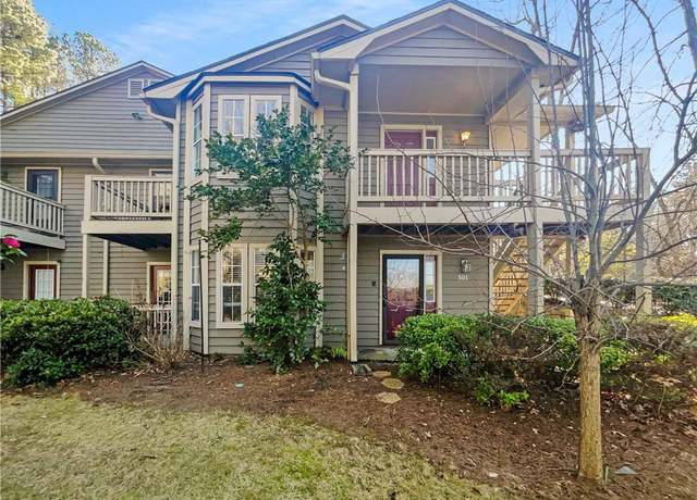 Property at 501 Country Park Dr SE, Smyrna, GA 30080, 2 beds, 2 baths