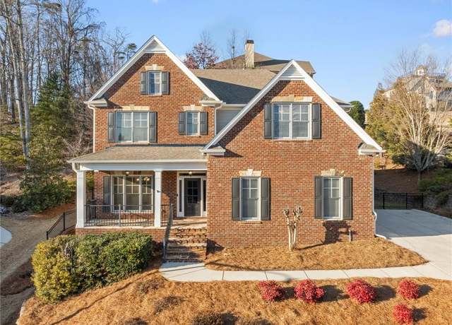 Property at 1345 Hilltop Overlook Dr, Marietta, GA 30062, 5 beds, 5 baths