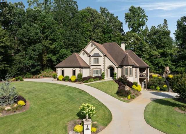 Property at 133 Bordeaux Way, Braselton, GA 30517, 6 beds, 6 baths