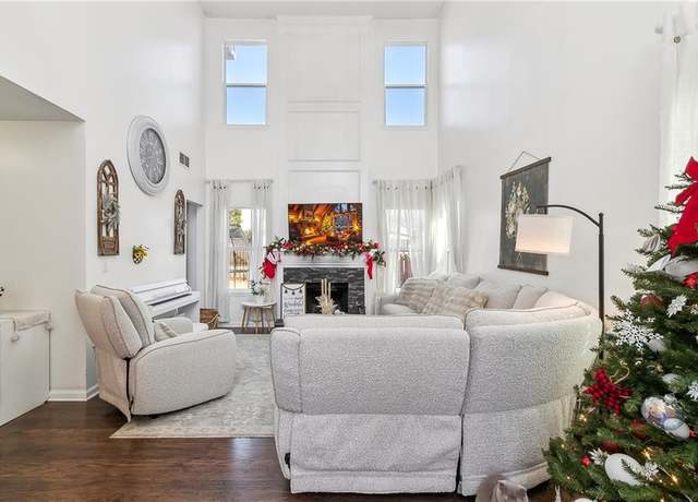Property at 1240 Birchwood Ln, Roswell, GA 30076, 3 beds, 2.5 baths