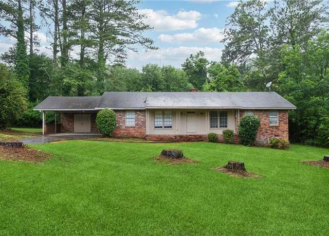 Property at 1913 Ferry Dr, Marietta, GA 30066, 3 beds, 2 baths