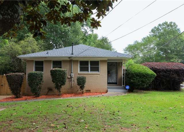 Property at 634 Daniel Ave SE, Decatur, GA 30032, 3 beds, 1 bath