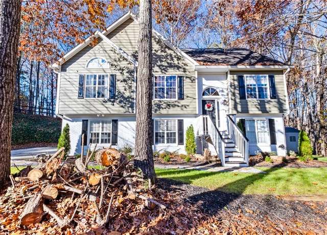 Property at 126 Laguna Springs Dr, Woodstock, GA 30188, 4 beds, 2.5 baths