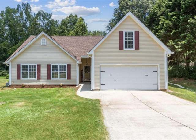 Property at 312 Joshua Way, Hoschton, GA 30548, 4 beds, 2 baths