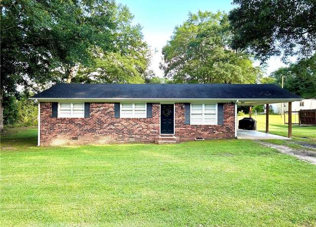 Property at 635 Chicken Lyle Rd, Winder, GA 30680, 3 beds, 1 bath