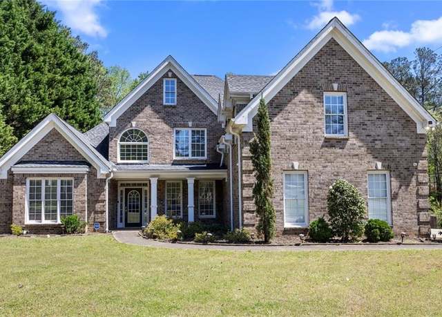 Property at 774 Mary Ann Dr NE, Marietta, GA 30068, 5 beds, 3.5 baths