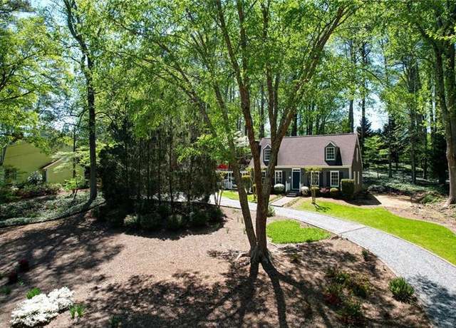 Property at 1745 Shady Hill Rd NE, Marietta, GA 30068, 3 beds, 2 baths
