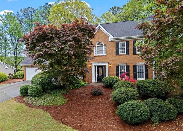 Property at 5663 Brookstone Dr NW, Acworth, GA 30101, 5 beds, 2.5 baths