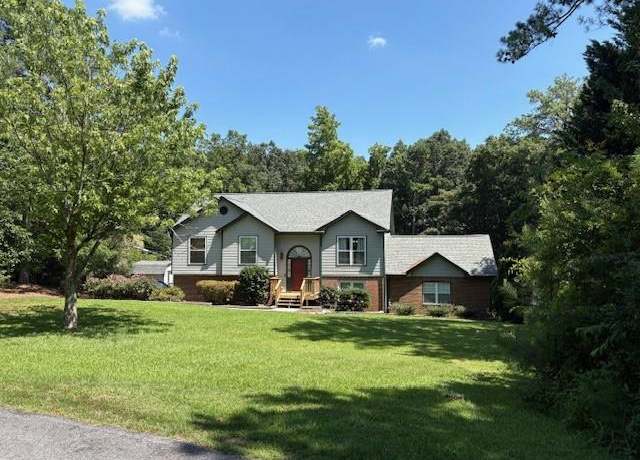 Property at 3490 Park Dr, Snellville, GA 30039, 4 beds, 3.5 baths