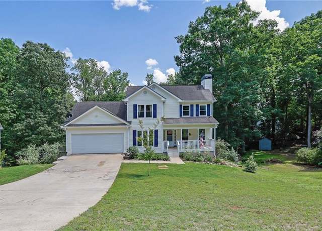 Property at 7155 Bannister Park Ln, Cumming, GA 30028, 5 beds, 3.5 baths
