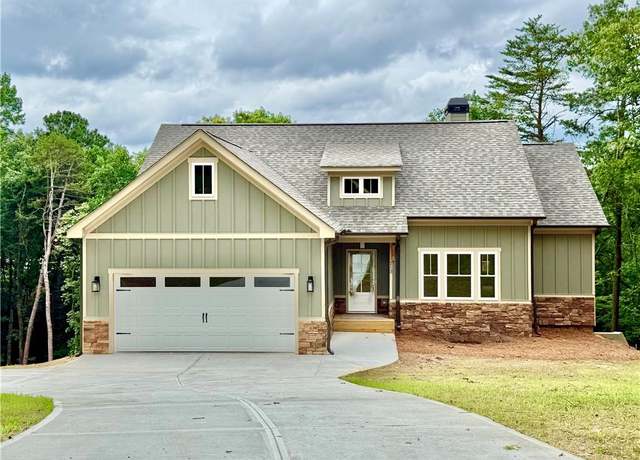 Property at 113 Chickasaw Dr, Waleska, GA 30183, 3 beds, 2.5 baths