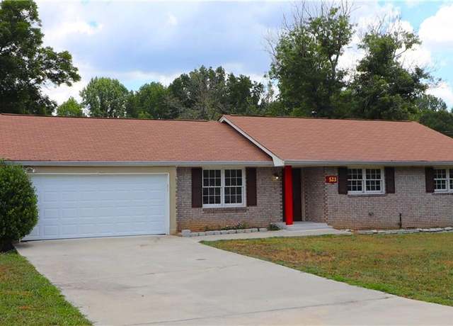 Property at 2523 Meadowbrook Way, Snellville, GA 30078, 3 beds, 2 baths
