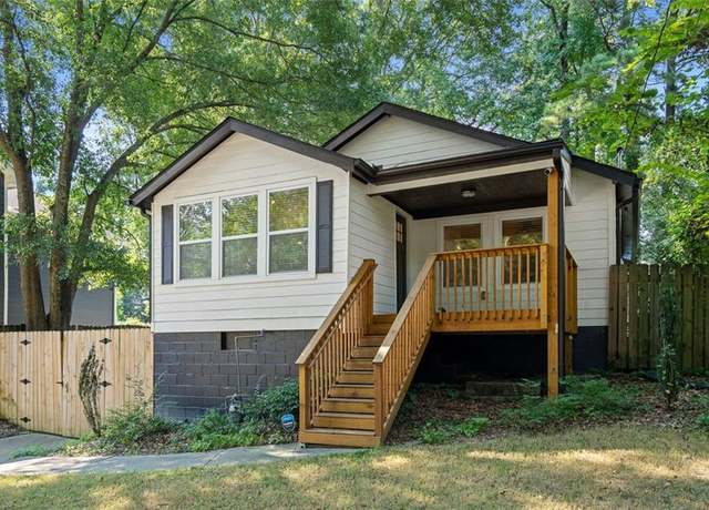 Property at 1422 Kennesaw Dr NW, Atlanta, GA 30318, 3 beds, 2 baths