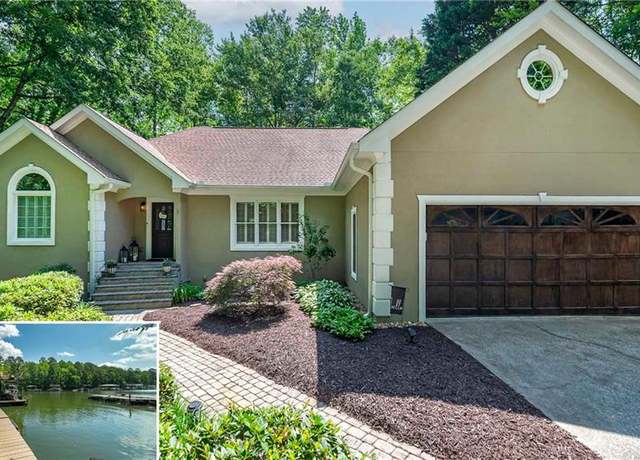 Property at 2825 Lake Ct, Cumming, GA 30041, 4 beds, 2 baths