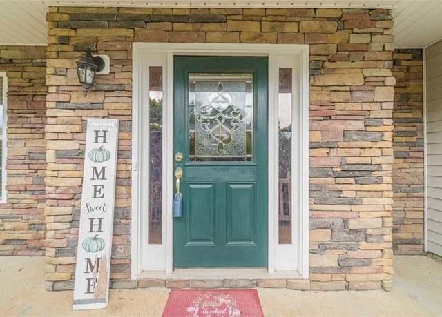 Property at 714 Thompson Ridge Dr, Monroe, GA 30655, 4 beds, 2.5 baths
