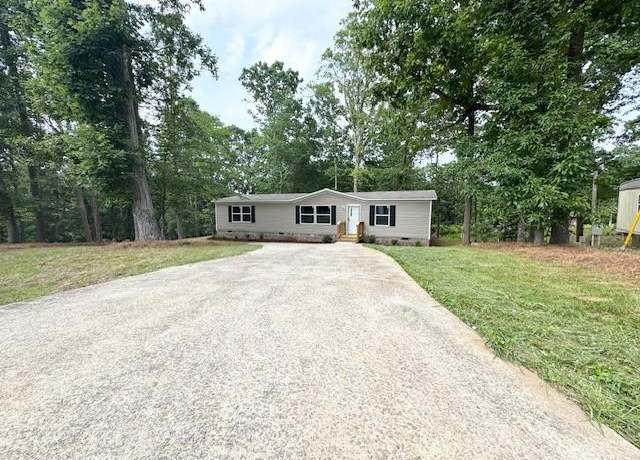 Property at 5542 Sallee Dr, Oakwood, GA 30566, 3 beds, 2 baths