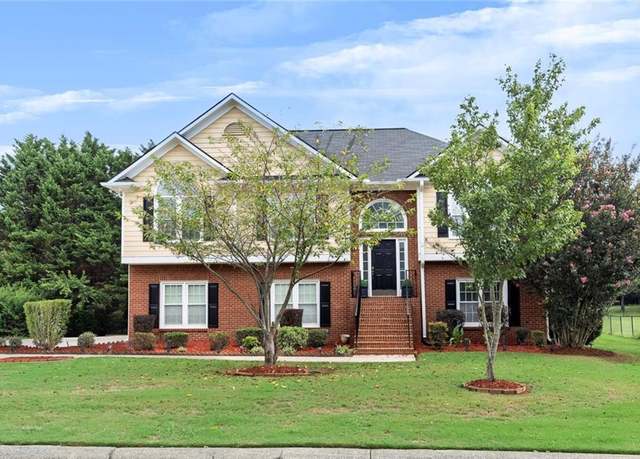 Property at 19 Sweet Gracie Holw NW, Cartersville, GA 30120, 4 beds, 3 baths
