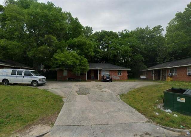 Property at 2246 Ashley St, Macon, GA 31204, 10 beds, 5 baths