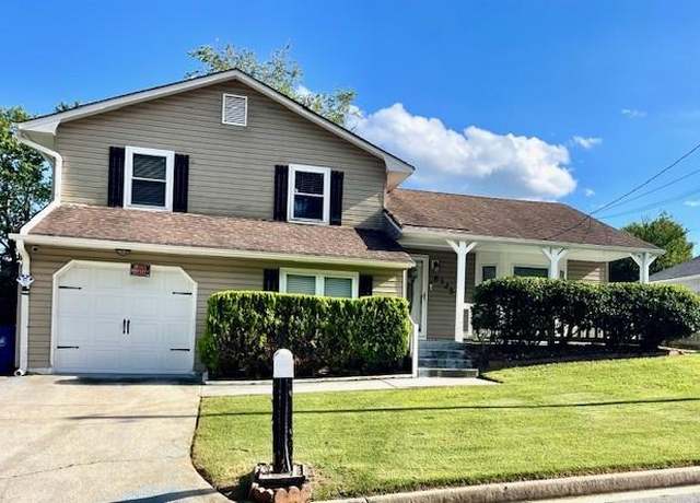 Property at 6325 Stablewood Way, Lithonia, GA 30058, 4 beds, 3 baths