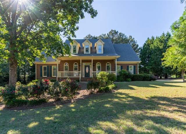 Property at 1210 Lancelot Ct, Loganville, GA 30052, 4 beds, 2.5 baths