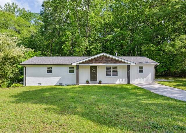 Property at 3344 Ridgecrest Dr, Powder Springs, GA 30127, 4 beds, 1.5 baths