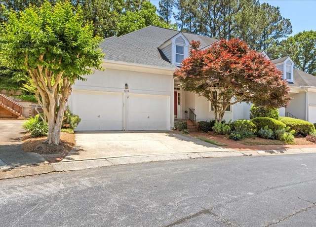 Property at 6113 Forest Hills Dr, Peachtree Corners, GA 30092, 4 beds, 2.5 baths