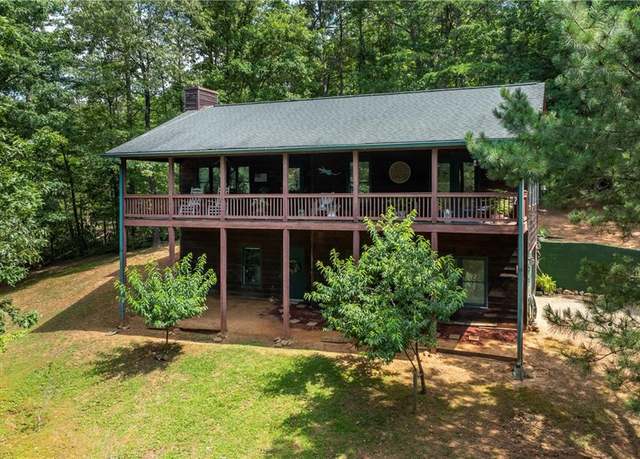 Property at 1061 Banks Rd, Ellijay, GA 30540, 3 beds, 2 baths