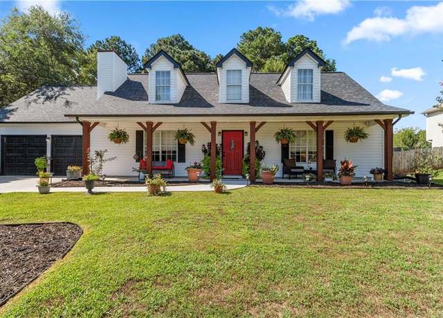 Property at 241 Fox Run, Loganville, GA 30052, 3 beds, 2.5 baths