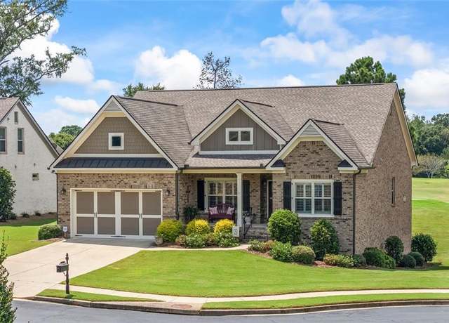 Property at 823 Legends Dr, Monroe, GA 30655, 4 beds, 3 baths