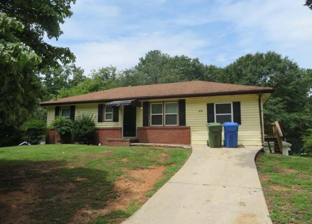 Property at 1650 Bridgeport Dr NW, Atlanta, GA 30318, 3 beds, 2 baths