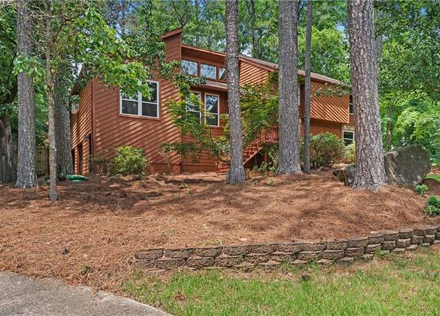 Property at 3007 Manning Dr, Marietta, GA 30062, 4 beds, 3 baths