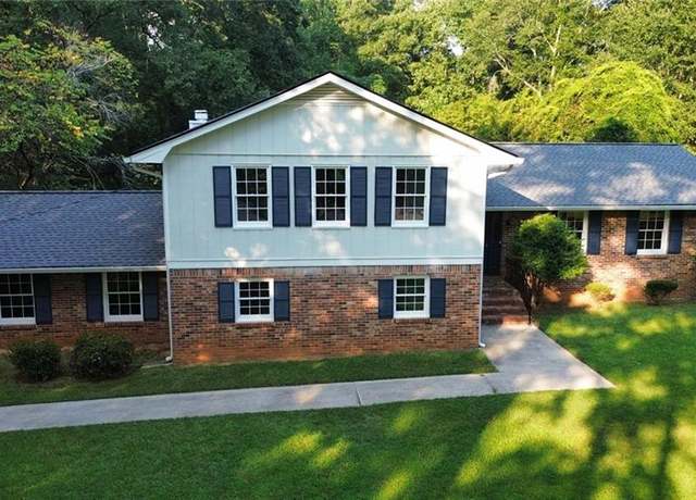 Property at 2270 Old Concord Dr SE, Covington, GA 30016, 4 beds, 3.5 baths