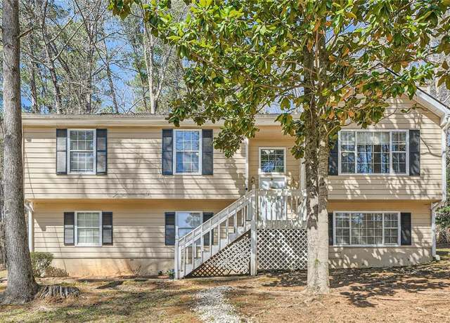 Property at 4605 Woodcroft Cv, Snellville, GA 30039, 4 beds, 2.5 baths